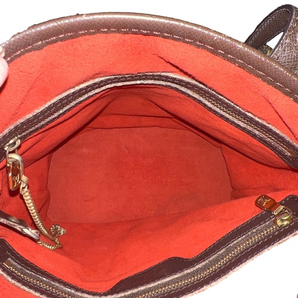 Damier Ebene Petit Bucket Bag - Picture 6 of 16